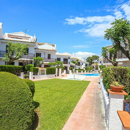 Casas Blancas Litoral - Only Families *